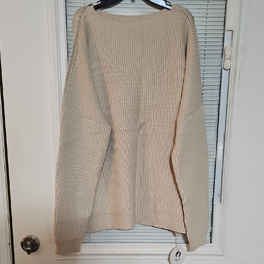 Elegant Beige Crew Neck Sweater